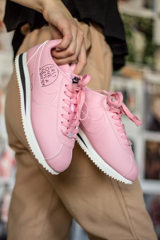 nike cortez x nathan bell