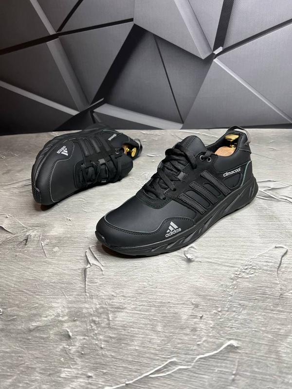 Кроссовки мужские кожаные adidas черные — цена 2030 грн в каталоге ...