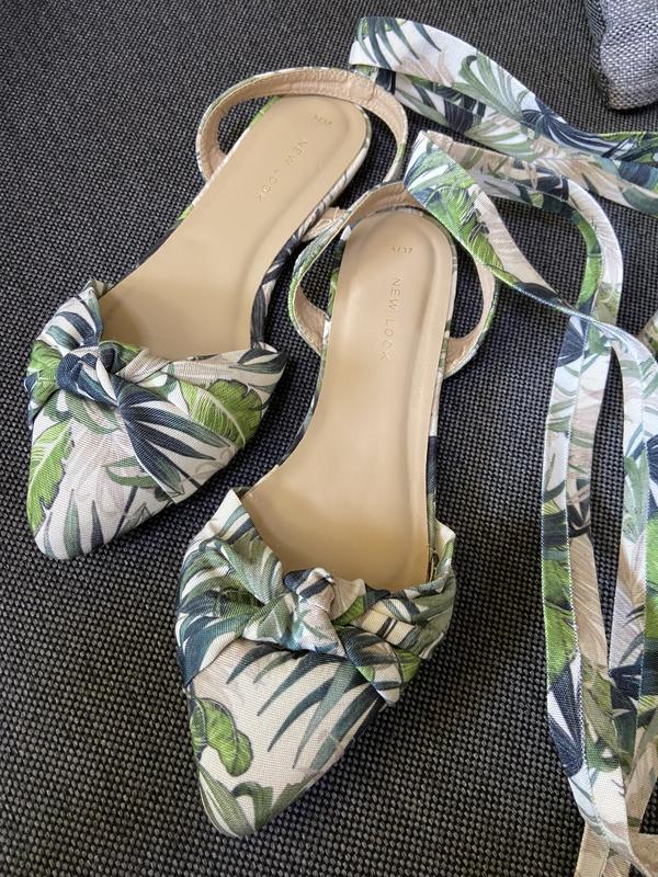 Лодочки new look на завязках — цена 299 грн в каталоге Балетки Купить ...