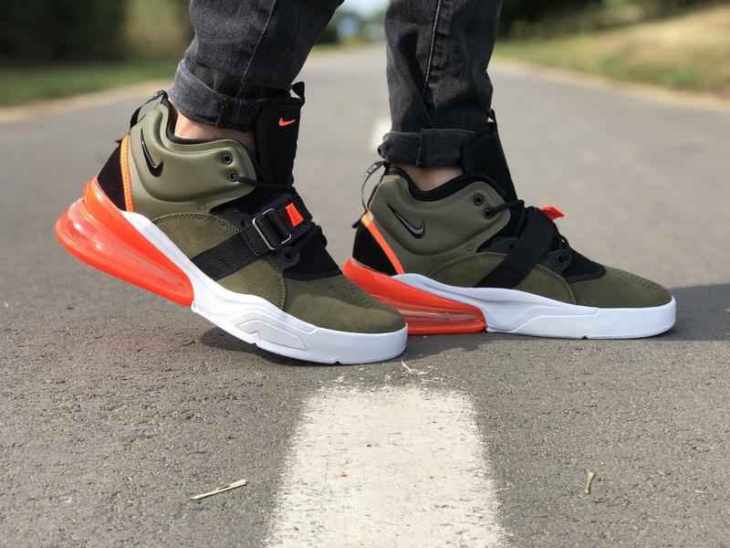 Nike air force hotsell 270 green red