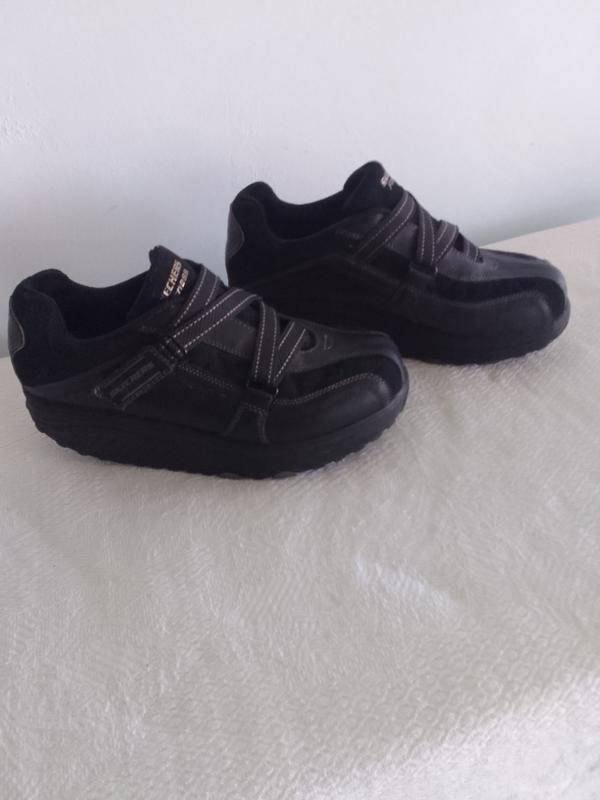 Skechers shape ups 38 350