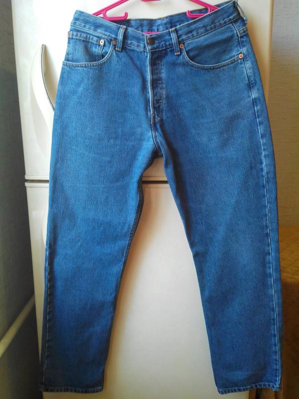 levis cena