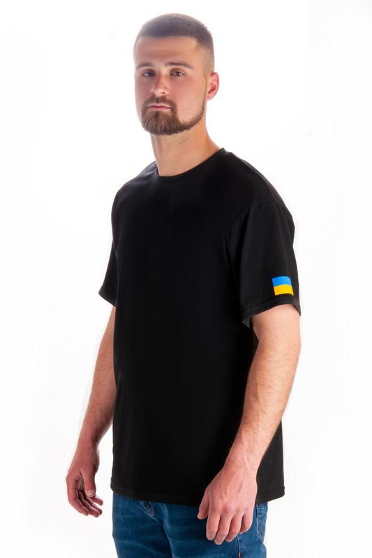 Мужская патриотическая черная футболка с флагом украины — цена 179 грн ...