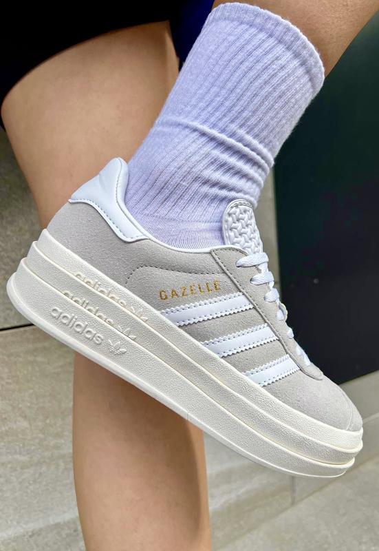Крутые женские кроссовки на платформе adidas gazelle platform grey ...