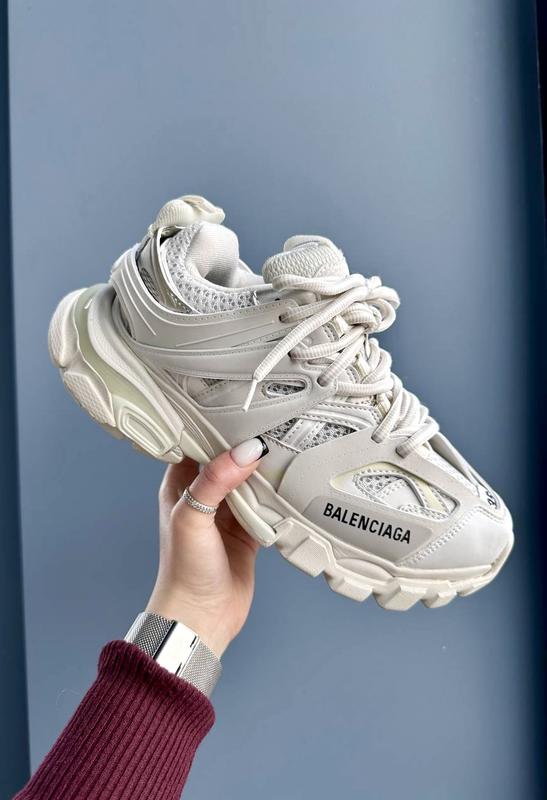 Отличные женские кроссовки бренд track white premium белые — цена 4899 ...