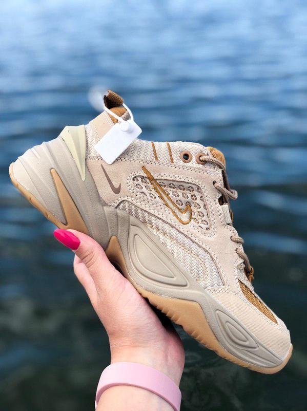 Nike tekno deals gold