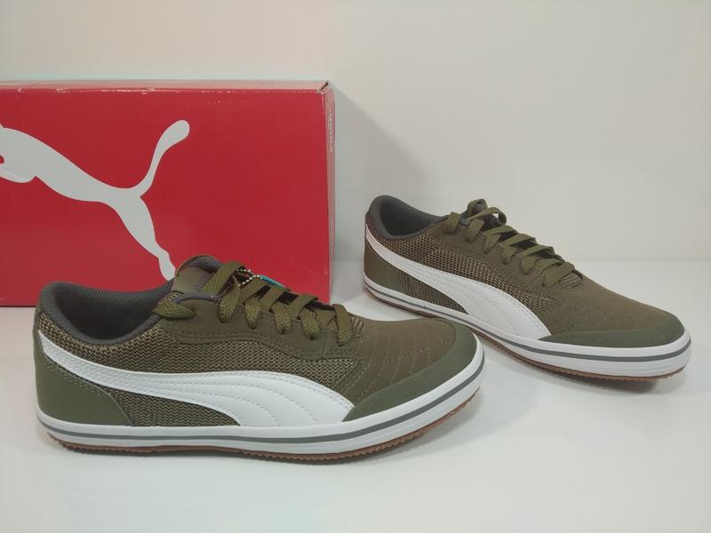 Puma men's astro 2025 sala sneaker