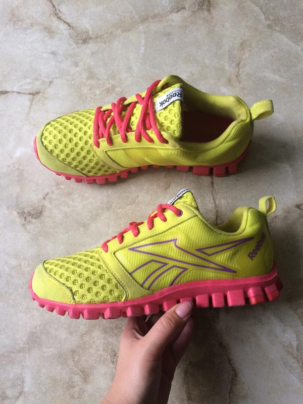 reebok realflex scream 2.0