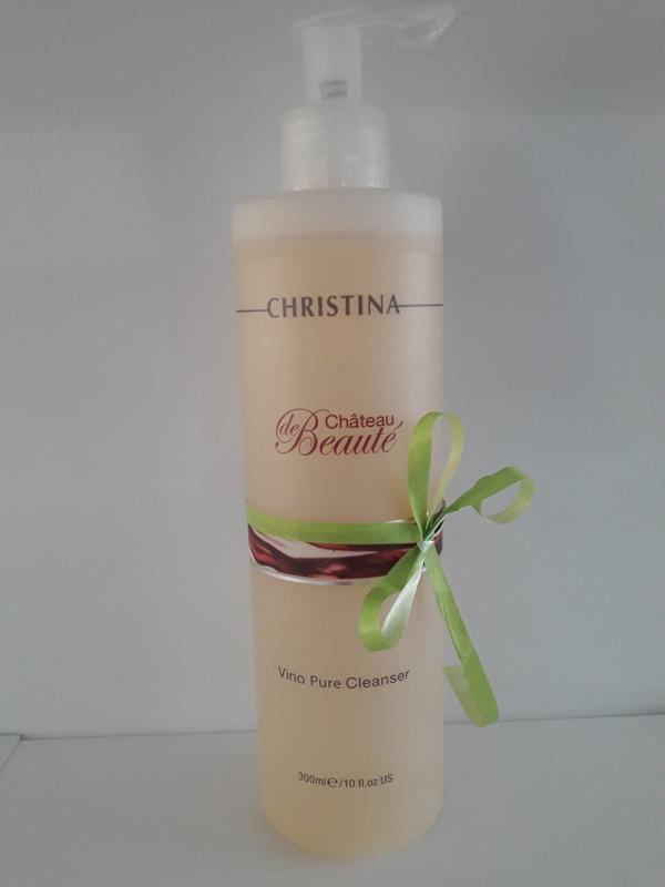 Pure cleanser christina. Chateau de beaute Christina.