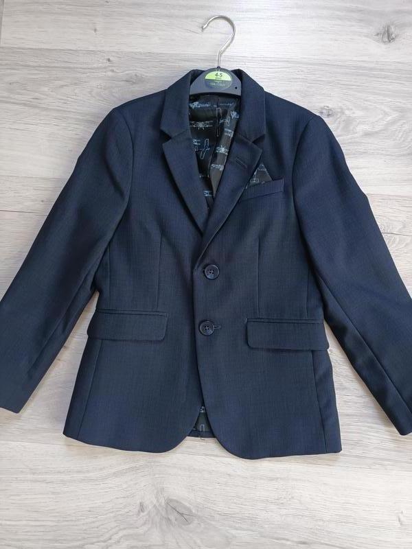 Костюм на 7 рокіа на хлопчика нарядний matalan — ціна 650 грн у ...