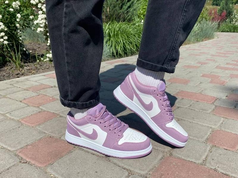 Кроссовки женские nike air jordan retro 1 low violet white, джорданы ...