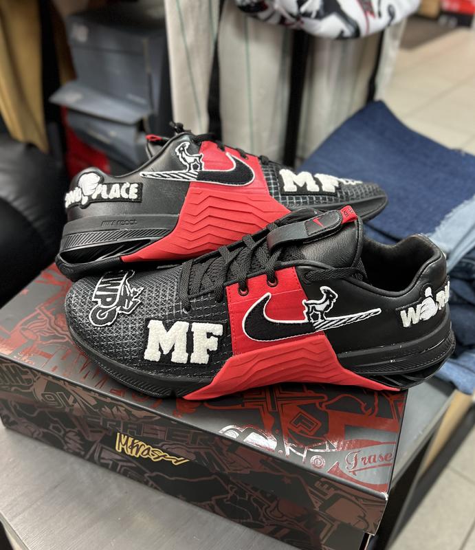Customize nike on sale metcon 4