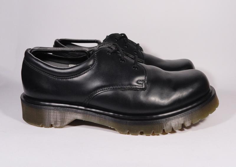 dr martens underground