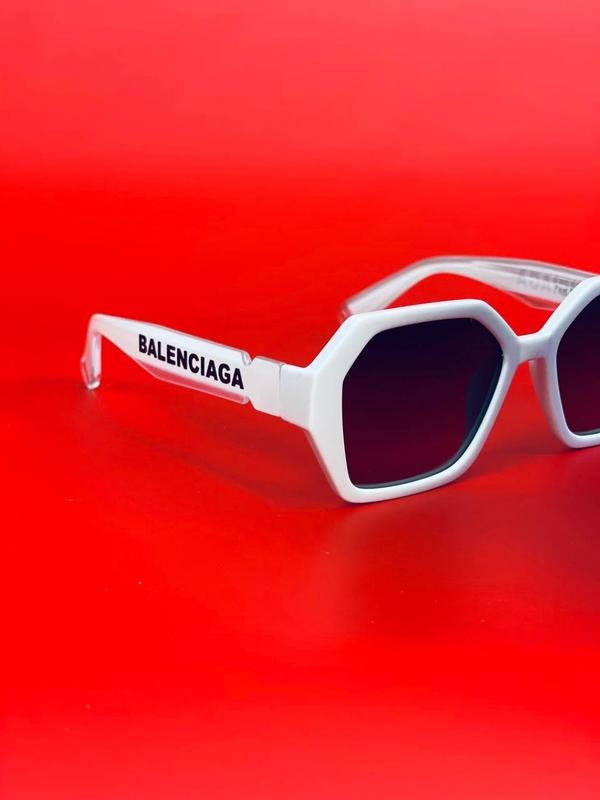 Очки белые balenciaga, солнцезащитные крутые очки баленсиага новинка ...