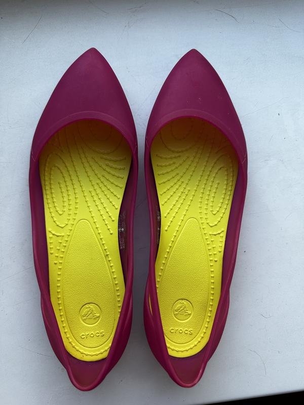 Crocs women's rio flat new arrivals