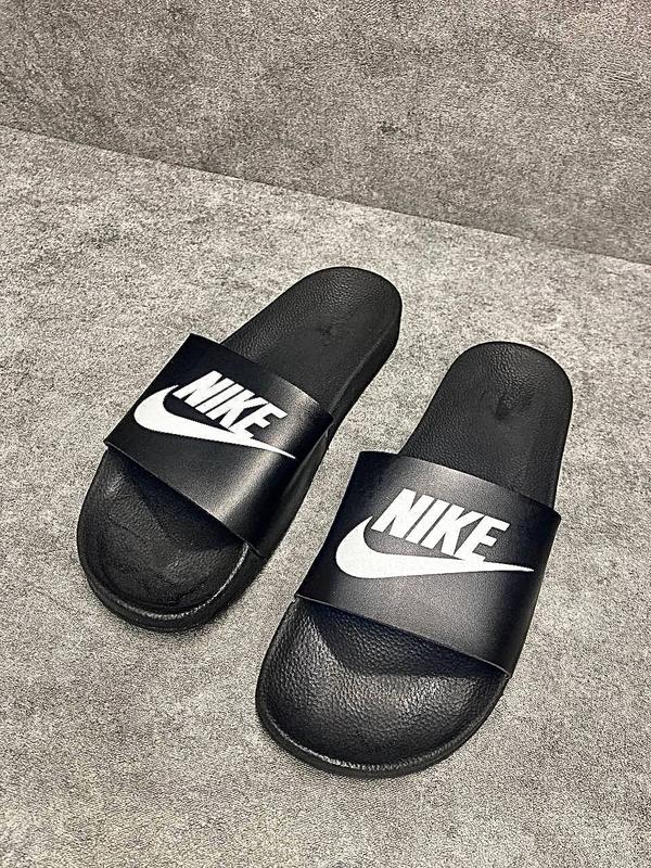 Стильні тапочки nike — цена 700 грн в каталоге Тапочки Купить мужские ...