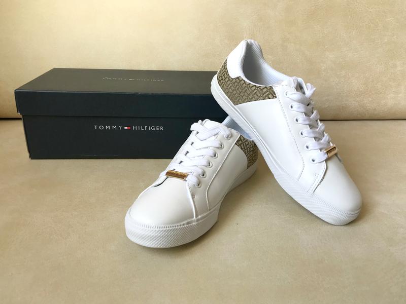 tommy hilfiger lorio