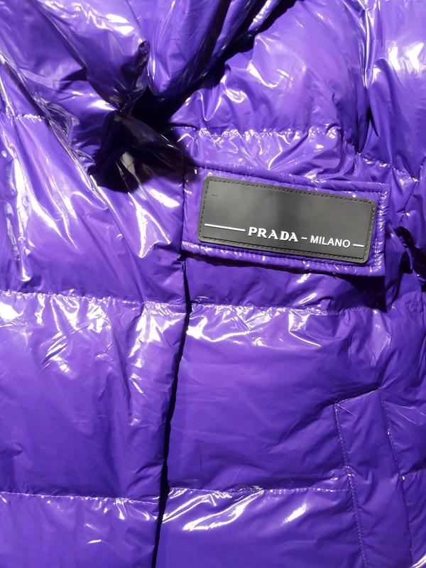 Куртка женская зимняя prada. стильный фиолетовый цвет — цена 2800 грн в  каталоге Куртки ✓ Купить женские вещи по доступной цене на Шафе | Украина  #27937250
