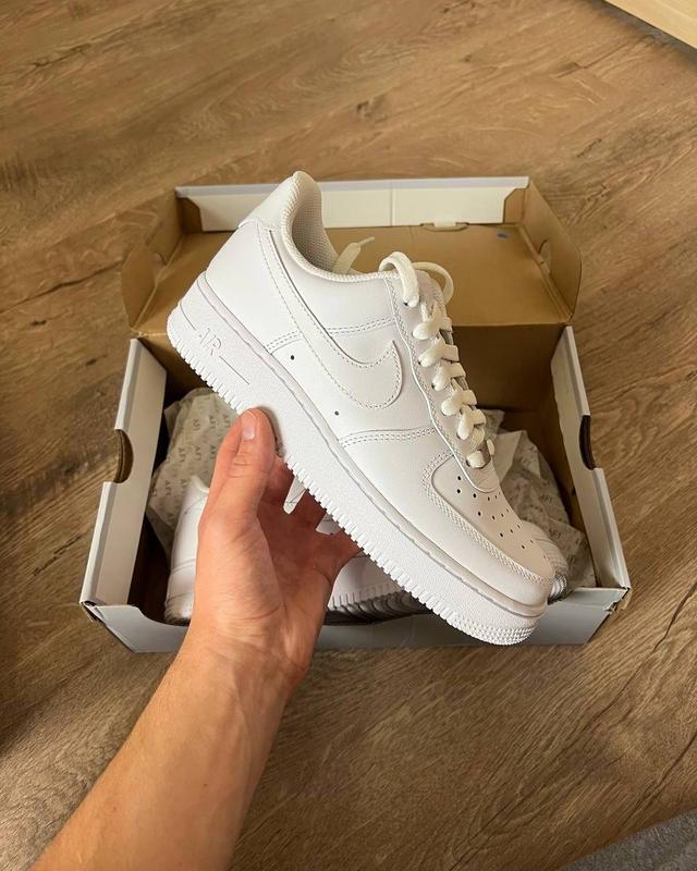 Демисезонные белые оригинальные кроссовки nike air force 1 білі ...