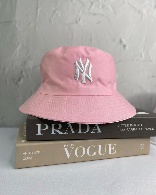 Панама кепка женская двусторонняя бело-розовая — цена 290 грн в ...