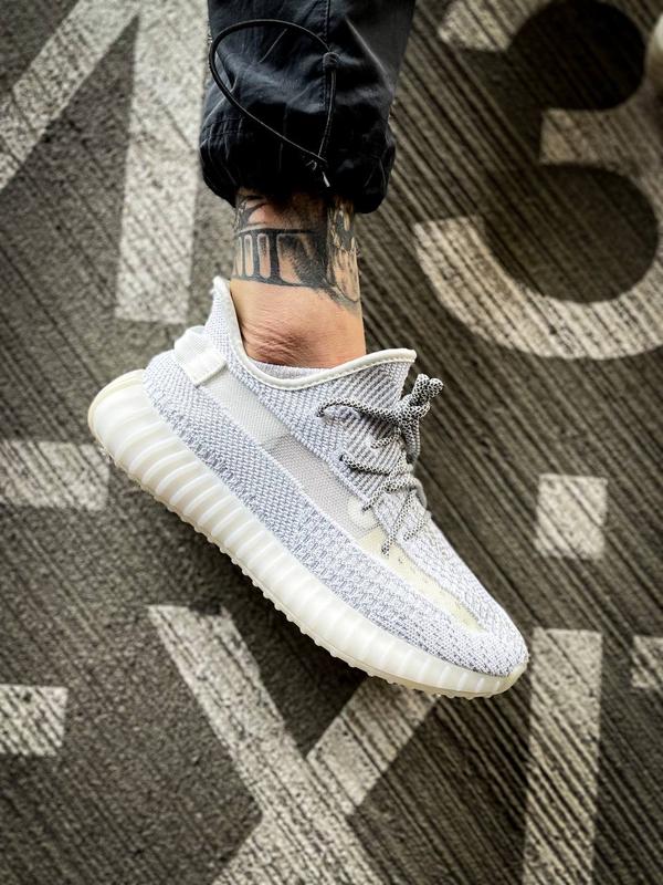 Кросівки adidas yeezy boost 350 v2 non-reflective (реф шнурки) — цена 2380  грн в каталоге Кроссовки ✓ Купить мужские вещи по доступной цене на Шафе |  Украина #125035053