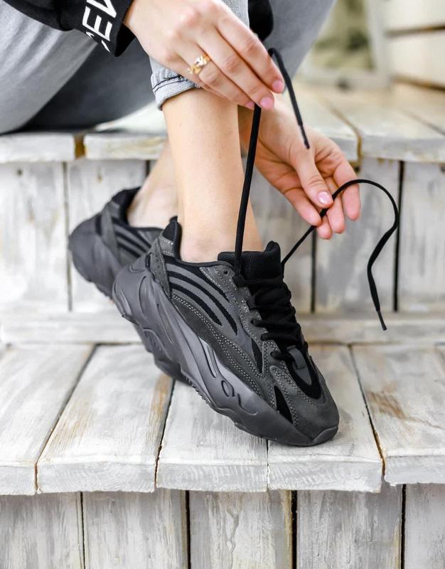 adidas yeezy boost 700 v2 vanta black 1850 125099209