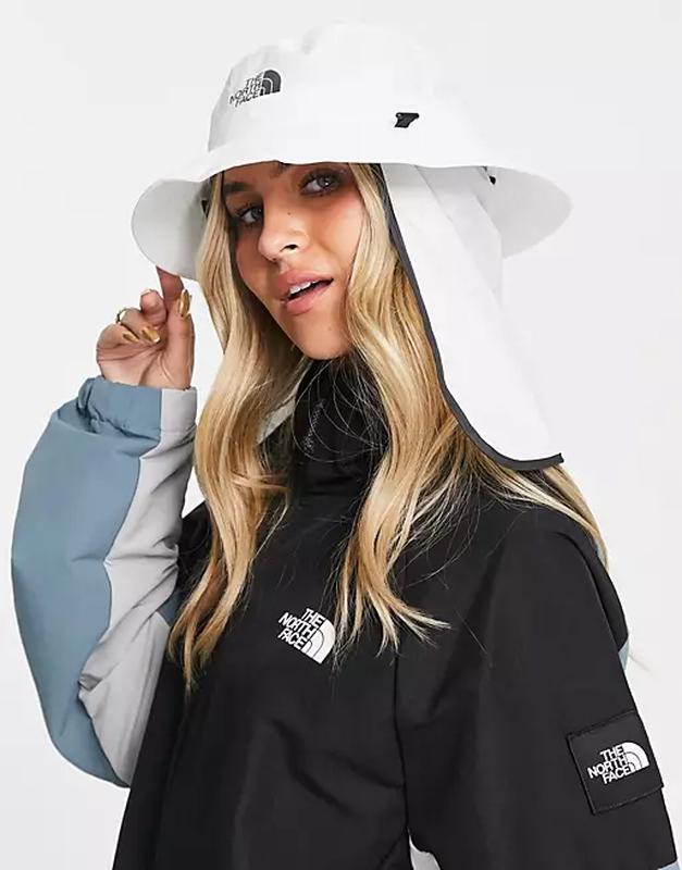 The north face flyweight bucket hat nf0a5fxdkz7 950 cap ea7 emporio armani