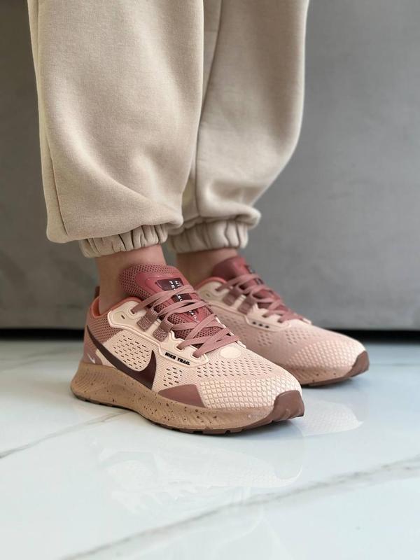 Женские кроссовки nike pegasus trail 2 desert dust — цена 2050 грн в ...
