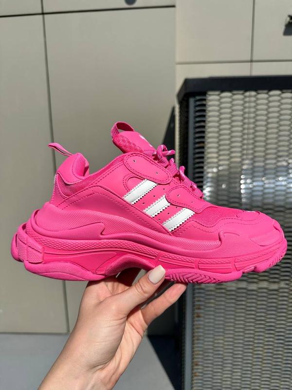 Кроссовки в стиле adidas x balenciaga triple s pink — цена 4500