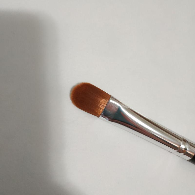 beau gachis concealer brush