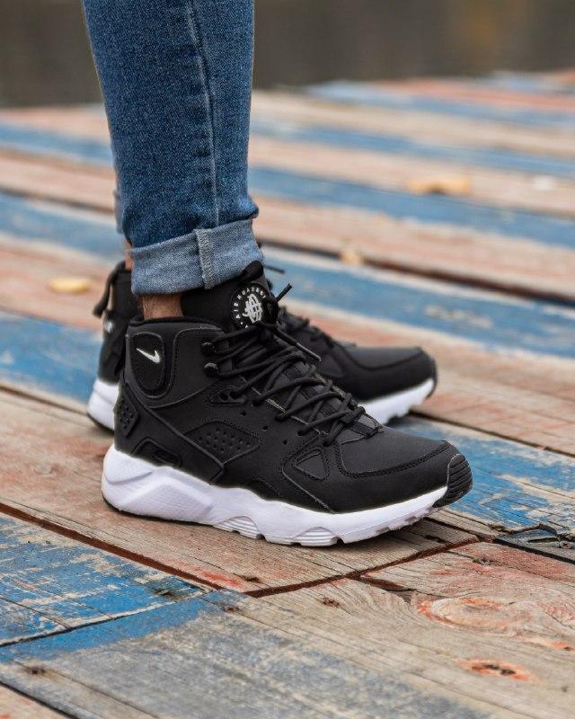 nike air huarache winter black