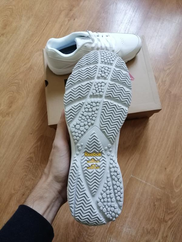 bs9523
