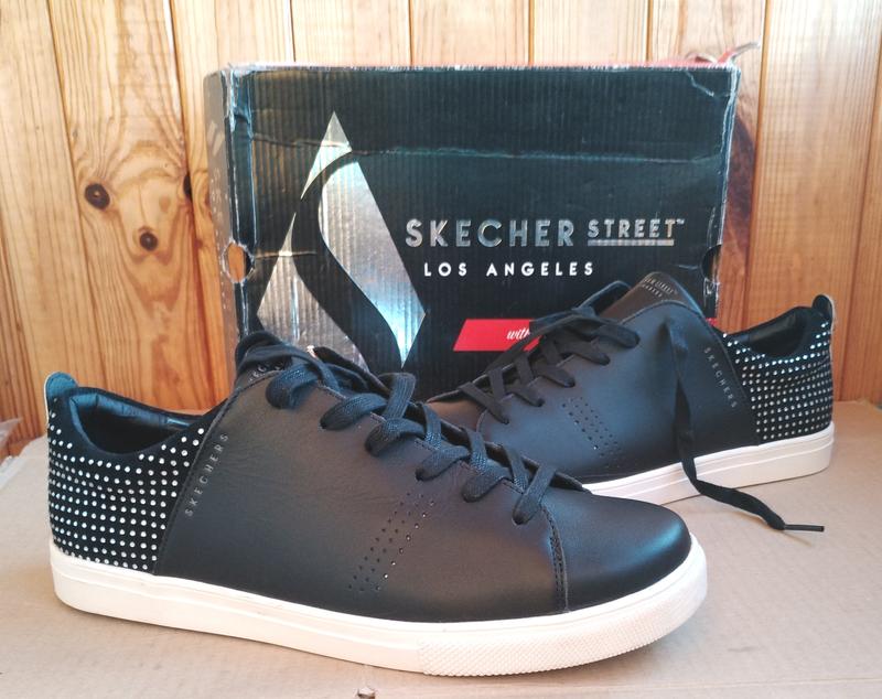 skecher street premium memory foam