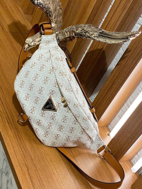 Бананка белая женская мужская в стиле guess сумка на пояс маленькая ...