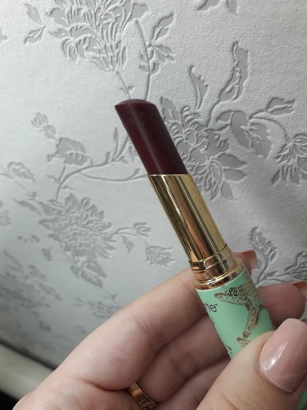 Balzam Dlya Gub Ot Tarte Quench Lip Rescue Balm Berry Tarte Cena 280 Grn 28982683 Kupit Po Dostupnoj Cene Ukraina Shafa