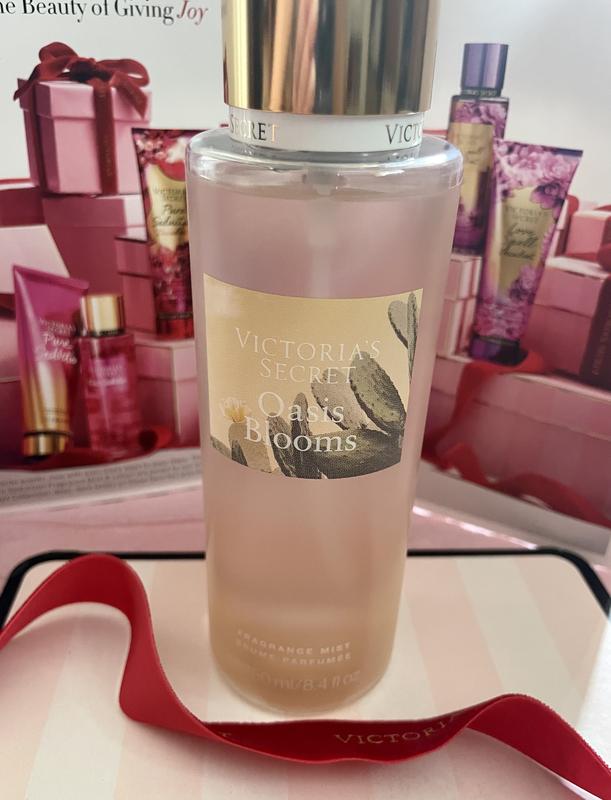 Victorias secret oasis blooms fragrance mist — цена 762 грн в каталоге