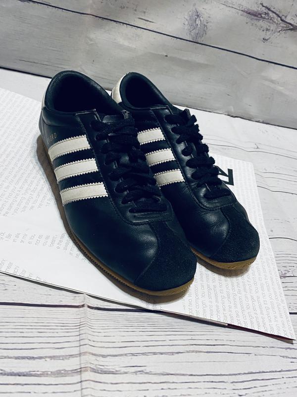 Кросівки adidas rekord 013794 оригінал, шкіряні р39 — ціна 950 грн