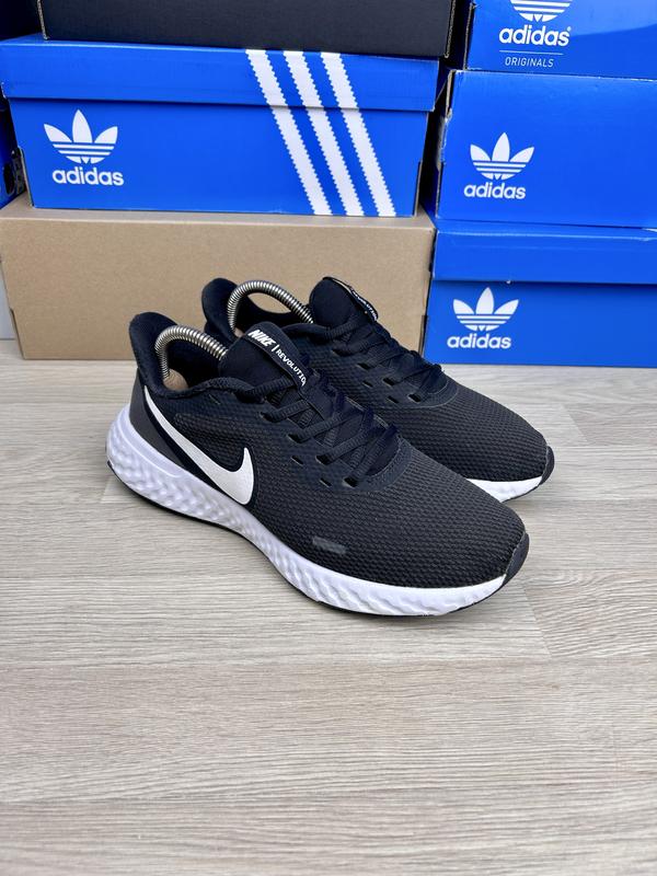 Кроссовки черные nike revolution 5 сеточка женский легкие 40 — ціна 243 ...