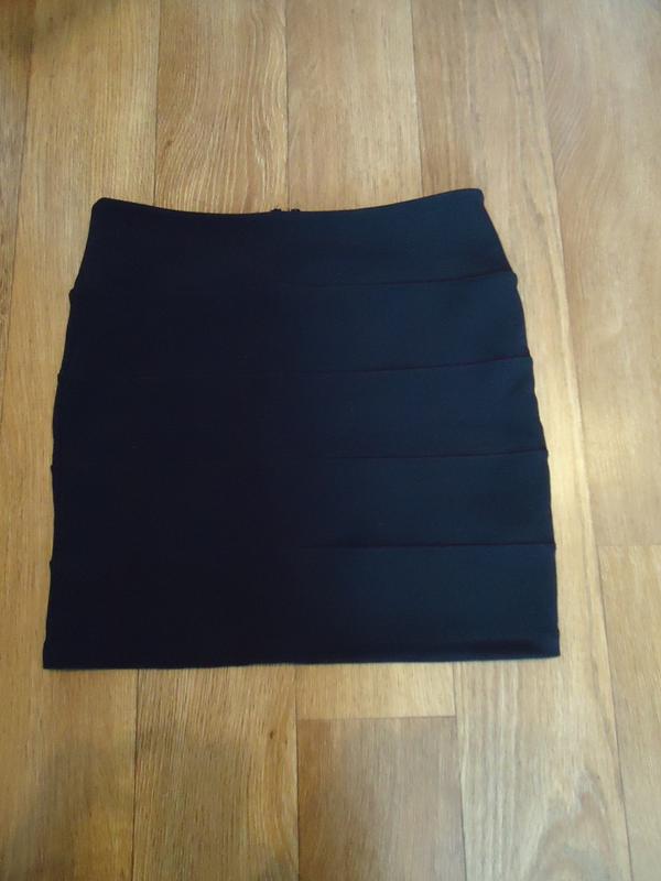 Юбки резинки из 90-х. Юбка черная на резинке. Юбки резинки в 90е. Материал для юбки. Юбка резинка 90 х.