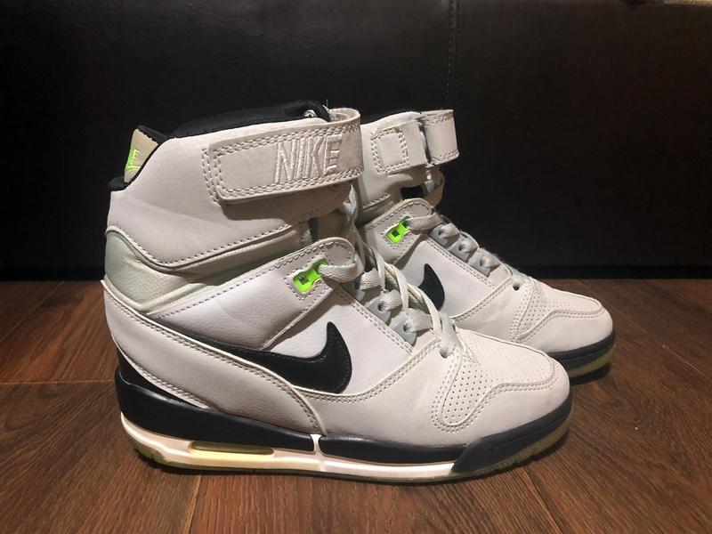 Nike air revolution sky best sale hi white