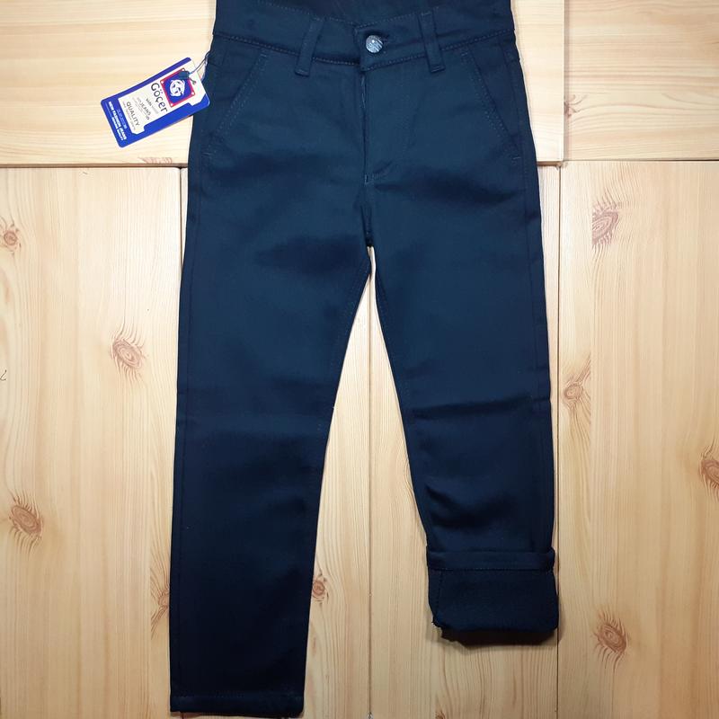 брюки на флисе. флисовые штаны для мальчика. теплые школьные брюки для мальчика. болоневые штаны детские salomon. брюки tutti quanti фиолетовый.