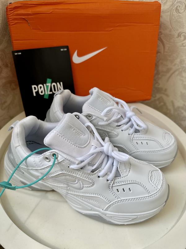 nike flag tech trainer gray and gold background color 127010201 nike flag 1250