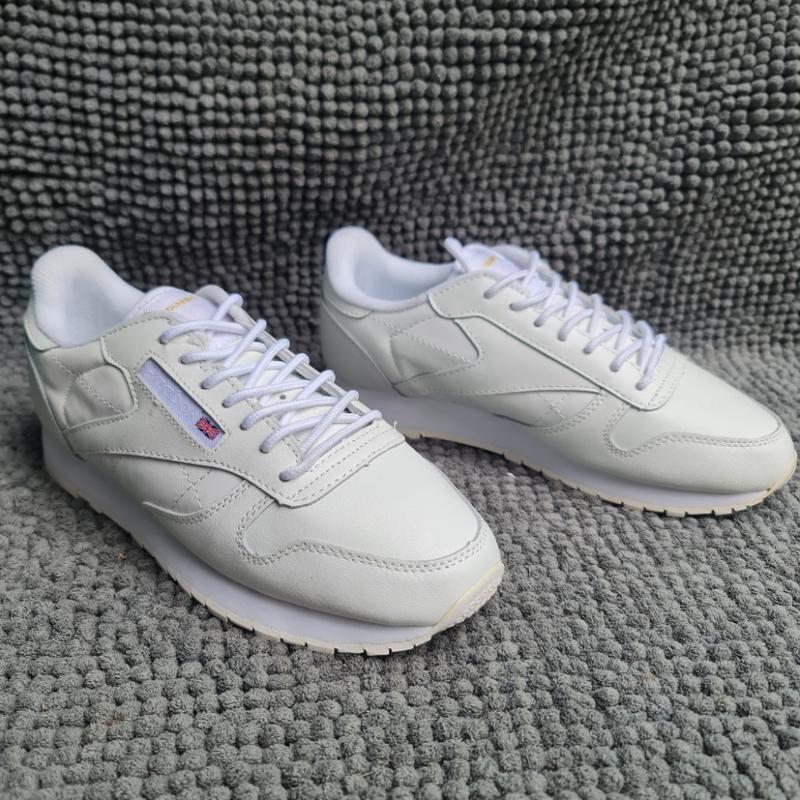 Мужские белые кроссовки reebok (нат. кожа) classic leather 44,45р ...