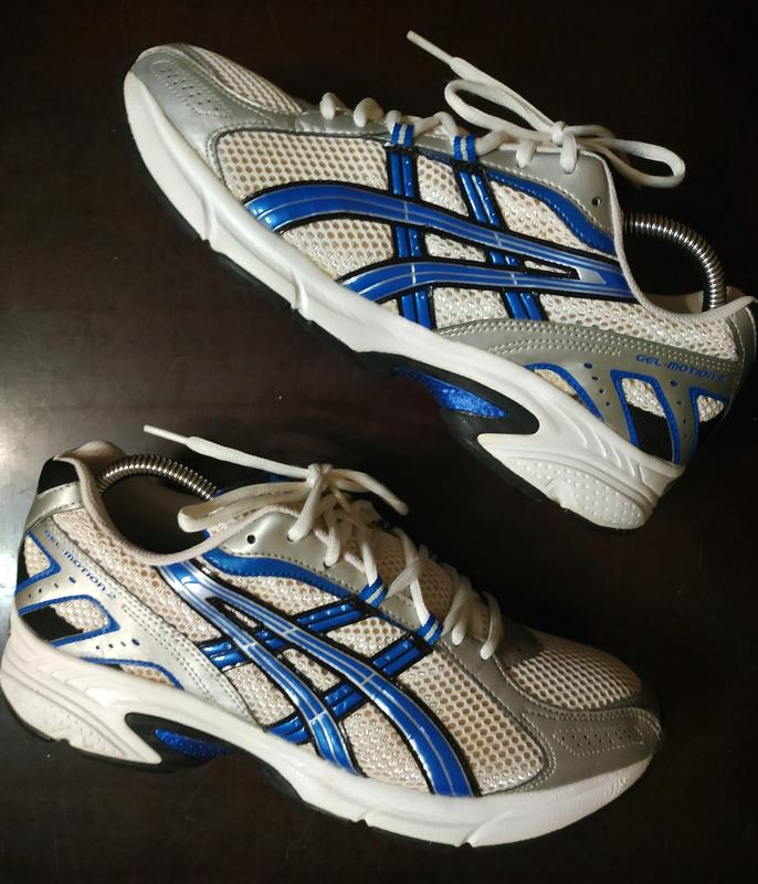 asics gel motion