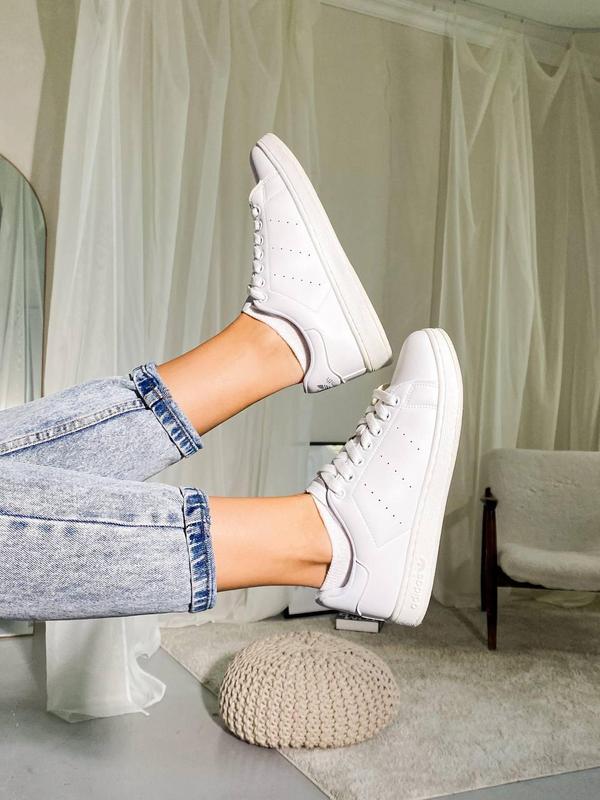 Adidas all white stan smith deals