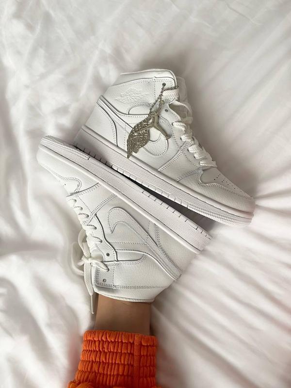 Кроссовки nike air jordan 1 retro женские,мужские найк аир джордан ...