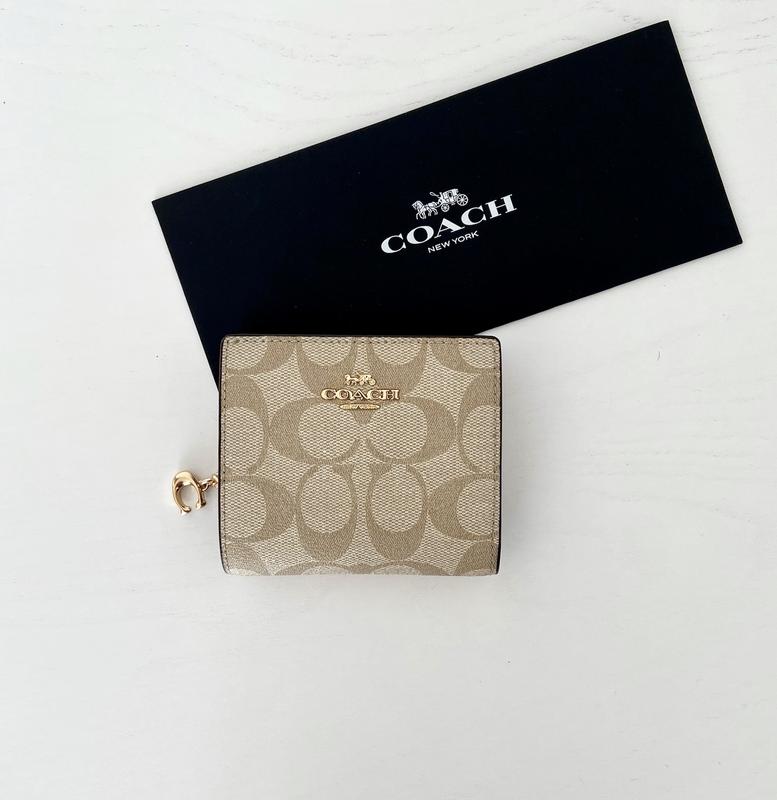 127722238 Coach snap wallet 4900