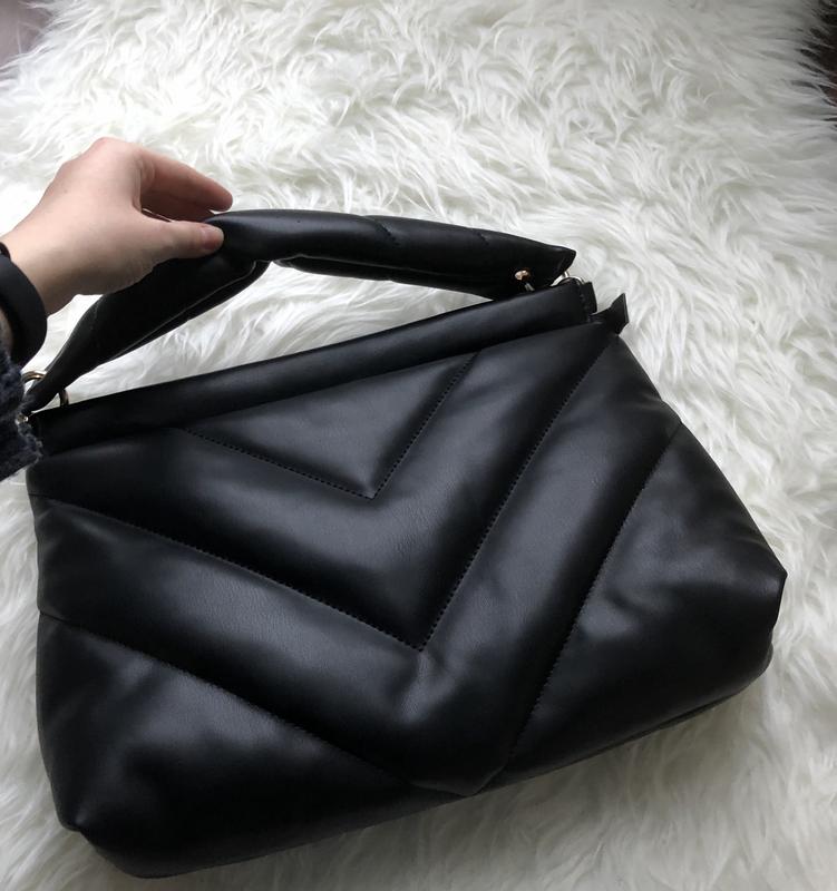Трендовая сумка подушка zara, черного цвета. есть длинный ремешок для носки  ZARA, цена - 670 грн, #29980292, купить по доступной цене | Украина - Шафа