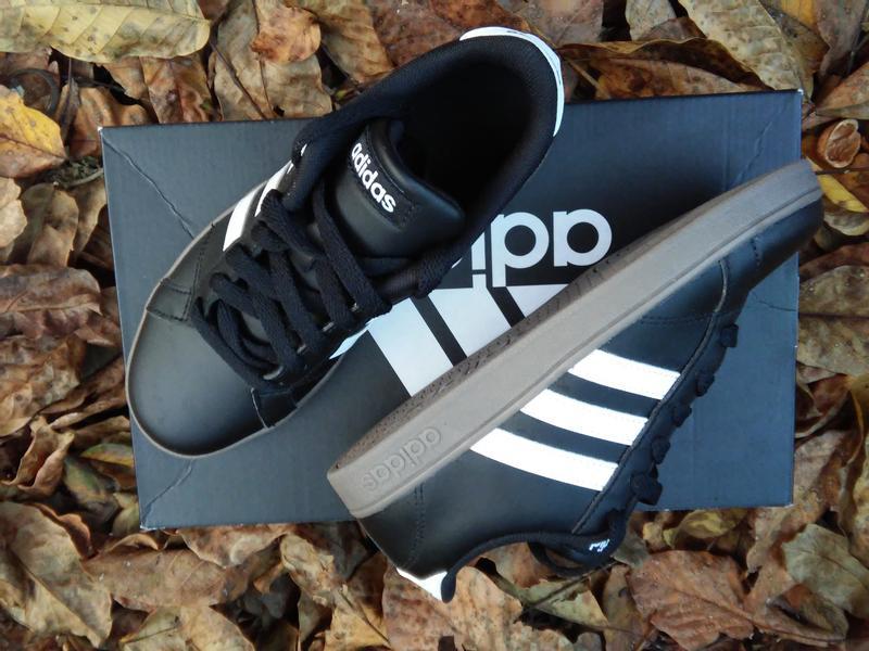 kids unisex essentials baseline shoes