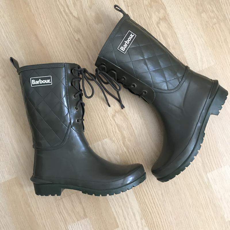 barbour rain boots